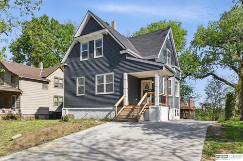 4032 Seward St, Omaha, NE, 68111-4045 | Card Image