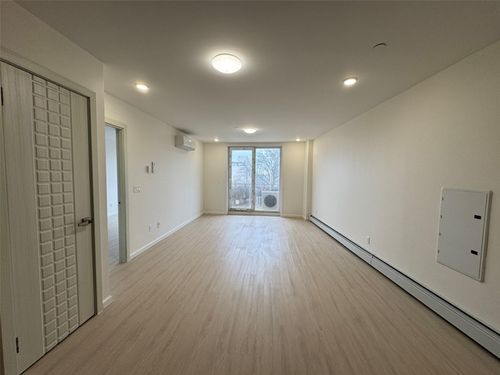 5b-138 Northern Blvd, Flushing, NY, 11354 | Card Image