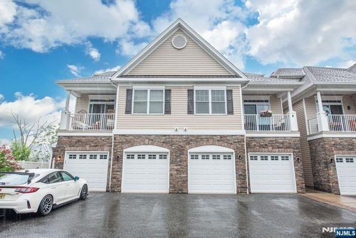 36 Elston Ct, Haskell, NJ, 07420-1151 | Card Image