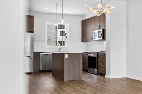 204-1750 Rangeview Dr Se, Calgary, AB, T3S0X3 | Card Image