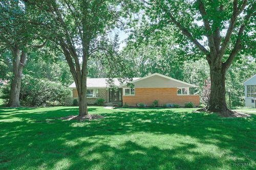 228 Poage Farm Rd, Wyoming, OH, 45215-4126 | Card Image