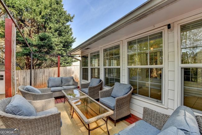 305 Morning Glen Dr, House other with 4 bedrooms, 2 bathrooms and 2 parking in Suwanee GA | Image 66