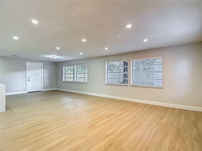 4202 W Bay Vista Ave, House other with 4 bedrooms, 2 bathrooms and null parking in TAMPA FL | Image 26