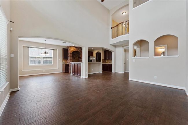 23918 Windsor Canyon Ct, House other with 4 bedrooms, 5 bathrooms and 2 parking in Spring TX | Image 4