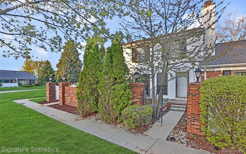 38730 Golfview Dr, Clinton Twp, MI, 48038-3434 | Card Image