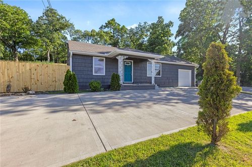 4216 Merriam Dr, Overland Park, KS, 66203-1336 | Card Image