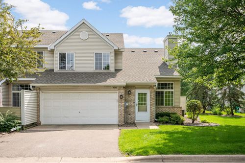 9383 Turnberry Alcove, Woodbury, MN, 55125-7714 | Card Image