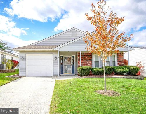 3 Deep Hollow Ln N, Columbus, NJ, 08022-1019 | Card Image