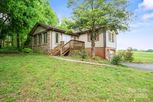1205 Southwood Dr, Newton, NC, 28658-2626 | Card Image