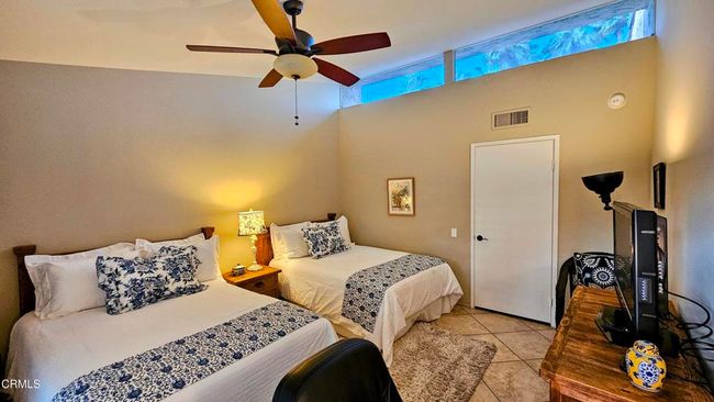 4. nice bed fom pat | Image 16
