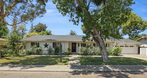 19 W Canterbury Dr, Stockton, CA, 95207-5705 | Card Image