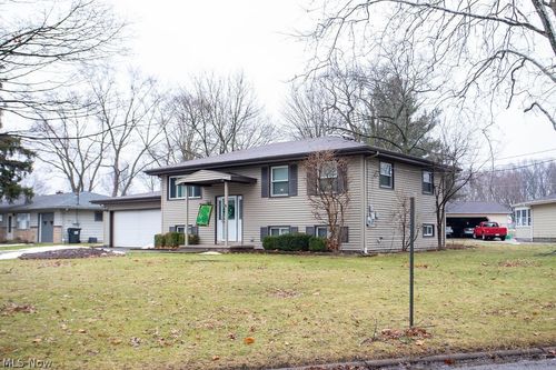 3490 Warwick Ct, Canfield, OH, 44406-9224 | Card Image