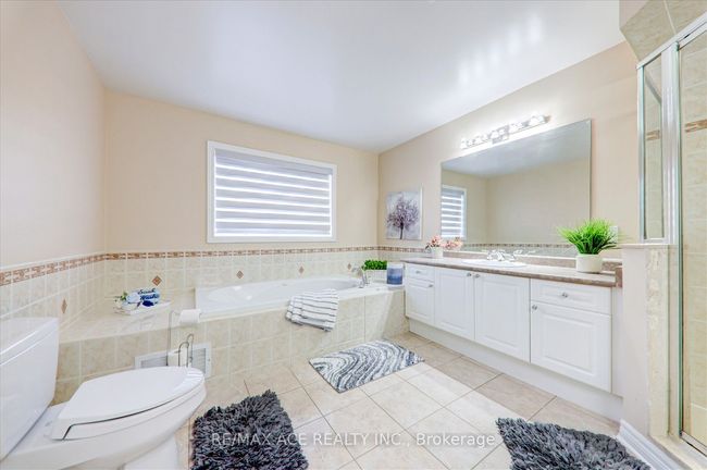 62 Saffron Cres, House other with 6 bedrooms, 5 bathrooms and 4 parking in Brampton ON | Image 25