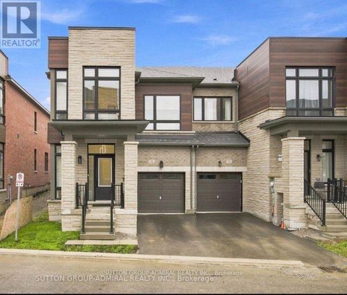 46 Fish Drive, Aurora, ON, L4B4A7 | Card Image