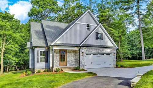 85 Iris Dr, Glade Valley, NC, 28627 | Card Image