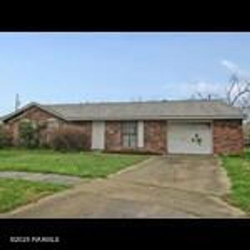 213 Castle Row, Lafayette, LA, 70506 | Card Image