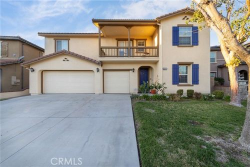 13672 Perry Ann Cir, Eastvale, CA, 92880-5556 | Card Image