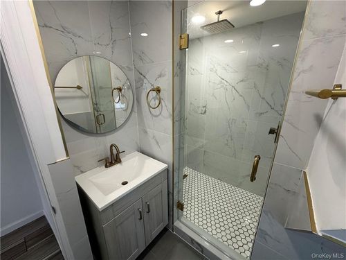 68 Massachusetts Ave, Congers, NY, 10920-2504 | Card Image