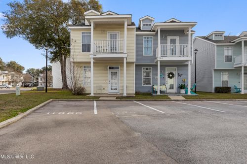 a-1180 Century Oaks Dr, Gulfport, MS, 39507-1509 | Card Image