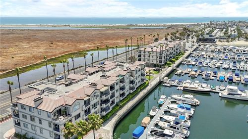 apt-102-4167 Warner Ave, Huntington Beach, CA, 92649-4264 | Card Image