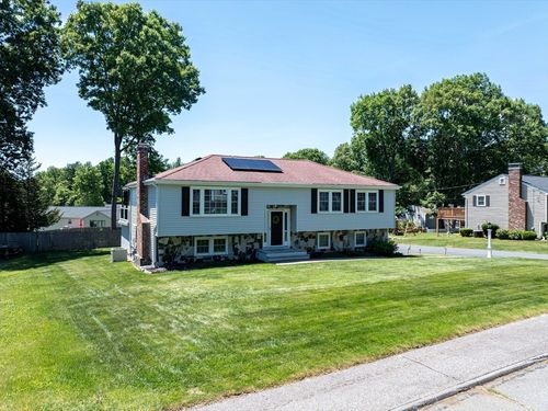 49 Purdue Dr, Milford, MA, 01757-1242 | Card Image