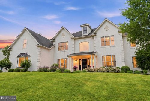 136 Buckwalter Rd, ROYERSFORD, PA, 19468-2727 | Card Image