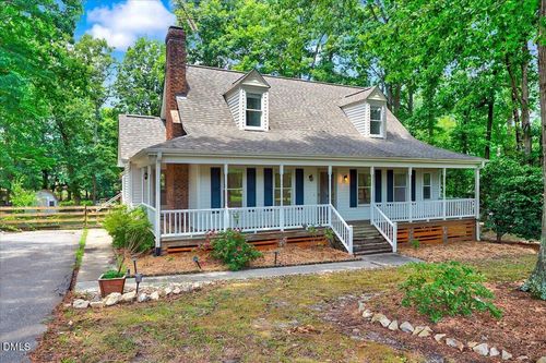 1590 Ranch Rd, Clayton, NC, 27520-6456 | Card Image