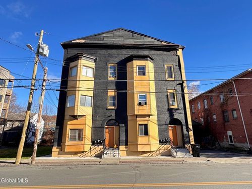 3-3134 6th Ave, Troy, NY, 12180-1557 | Card Image