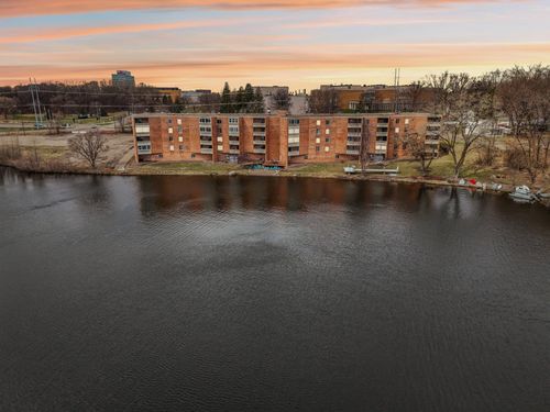 apt-212-329 Geneva Ave N, Oakdale, MN, 55128-6413 | Card Image