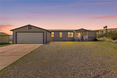 669 Oak Ave, Bullhead City, AZ, 86429-7129 | Card Image