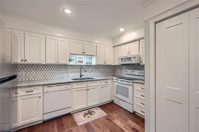 3440 Ashwood Ln, Townhouse with 3 bedrooms, 3 bathrooms and 3 parking in Atlanta GA | Image 11