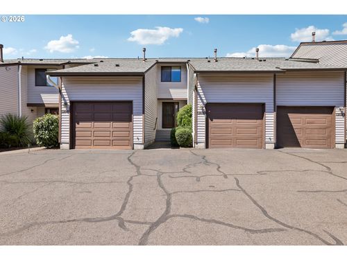 12031 Se 104th Ct, Happy Valley, OR, 97086-7937 | Card Image