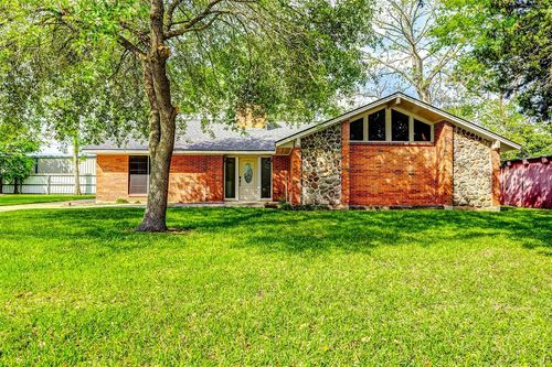1206 Fay Rd, Kemah, TX, 77565-3001 | Card Image