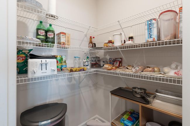 Walk-in Pantry! | Image 13