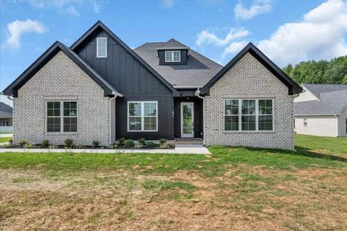 61 Hickory Grove Dr, Morrison, TN, 37357 | Card Image