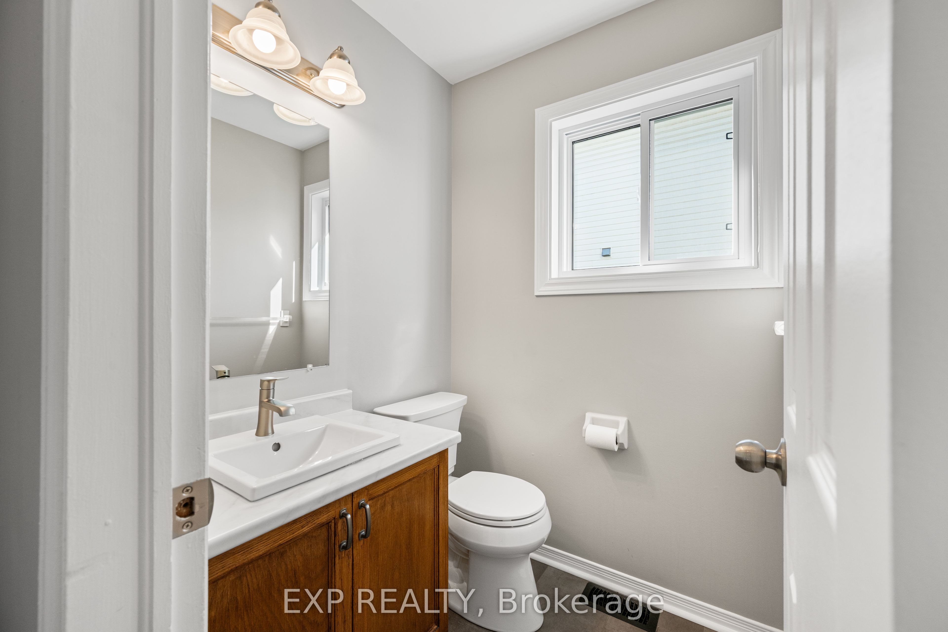 Residential in Barrhaven 4