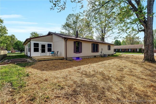 1801 Cliffwood Ct, Home with 4 bedrooms, 3 bathrooms and null parking in New Albany IN | Image 41