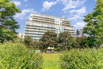 921 - 650 Queens Quay W, Condo with 0 bedrooms, 1 bathrooms and null parking in Toronto ON | Image 2