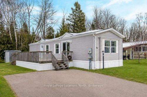 89 Georgian Glen Dr, Wasaga Beach, ON, L9Z1K8 | Card Image