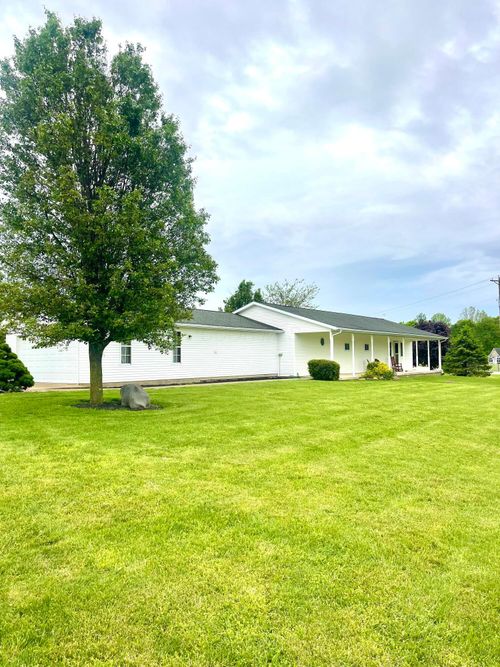 25560 Chillicothe Pike, Williamsport, OH, 43164-9652 | Card Image