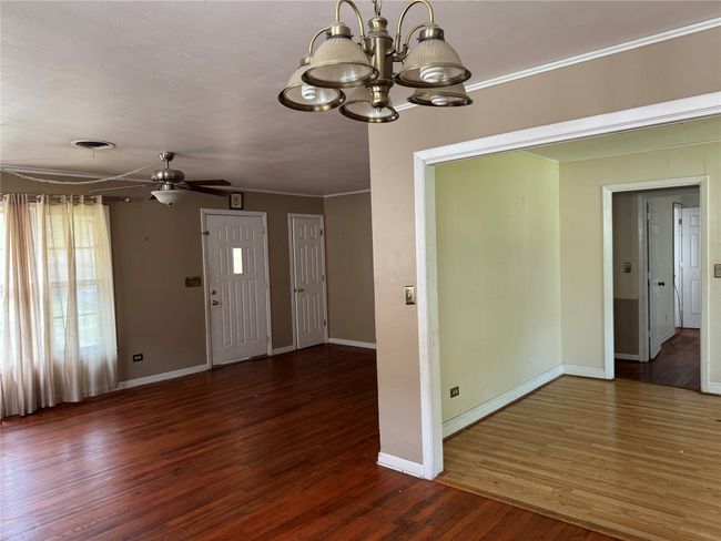 221 W Monterey St, House other with 2 bedrooms, 1 bathrooms and null parking in Denison TX | Image 36
