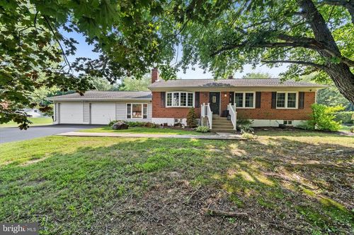 28 Lyric Dr, NEWARK, DE, 19702-4521 | Card Image