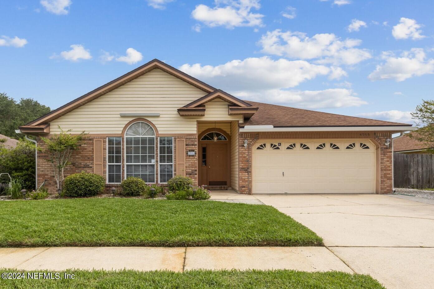 Greenland Hideaway Dr, Jacksonville, FL 32258