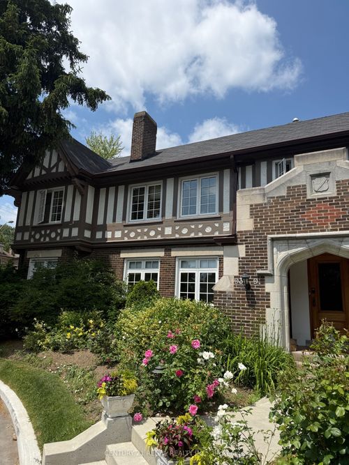 93 Douglas Cres, East York, ON, M4W2E6 | Card Image