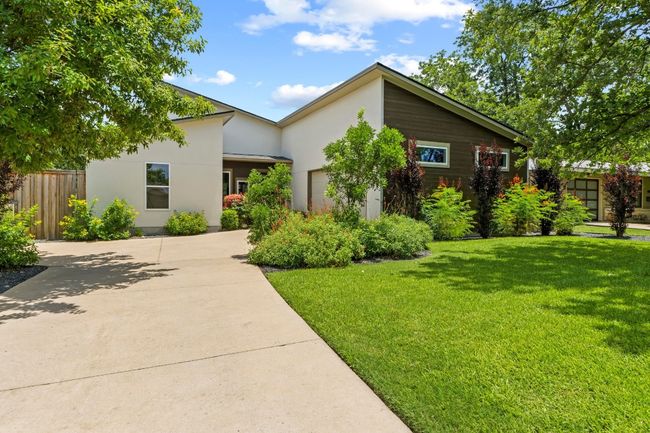 1812 Aggie Ln, House other with 4 bedrooms, 3 bathrooms and 6 parking in Austin TX | Image 4
