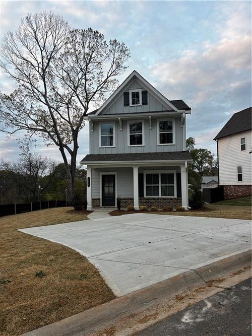 194 Summit Ave Se, marietta, GA, 30060-2223 | Card Image