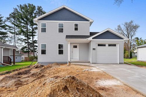 112 E Law Street, NEW LONDON, WI, 54961 | Card Image