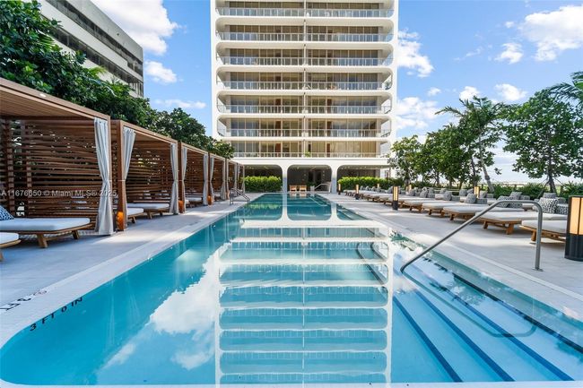 2005 - 2678 Tigertail Ave, Condo with 2 bedrooms, 2 bathrooms and null parking in Coconut Grove FL | Image 27