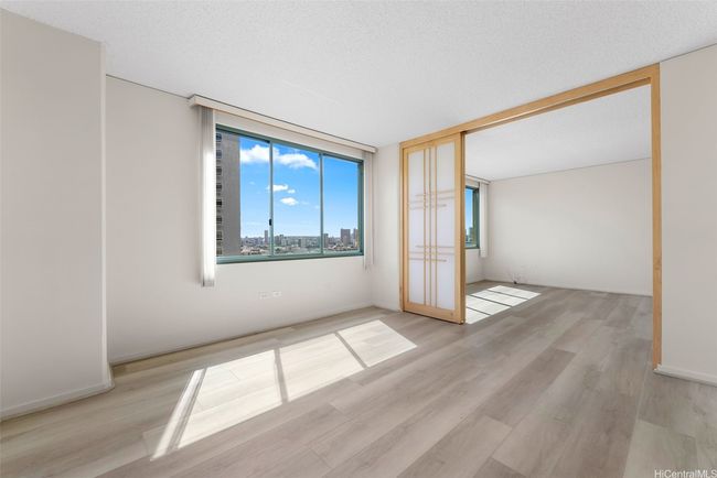 APT-1403 - 1314 Kalakaua Ave, Condo with 2 bedrooms, 1 bathrooms and 1 parking in Honolulu HI | Image 10
