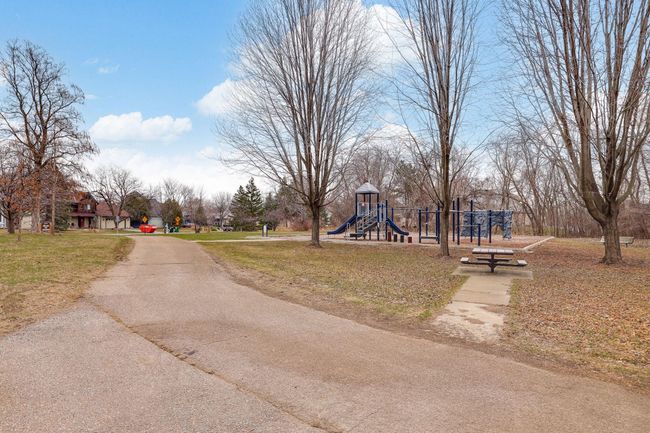 1079 Rome Dr, House other with 4 bedrooms, 2 bathrooms and null parking in Apple Valley MN | Image 34